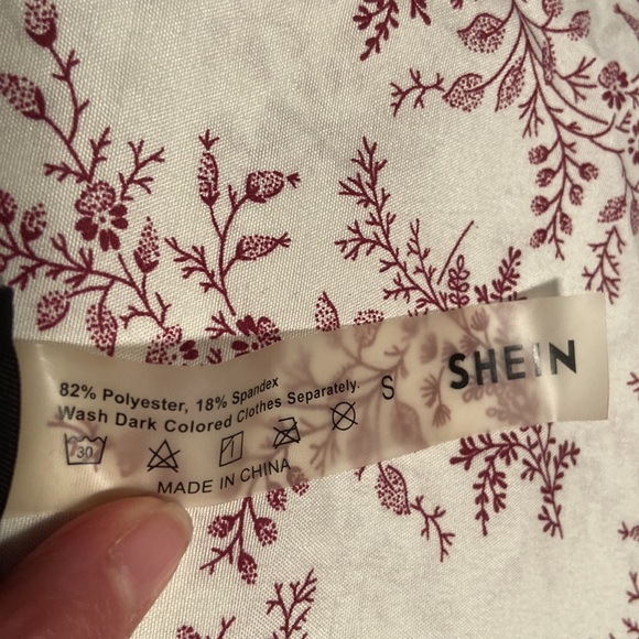 Bikini - Picture 4 of 5